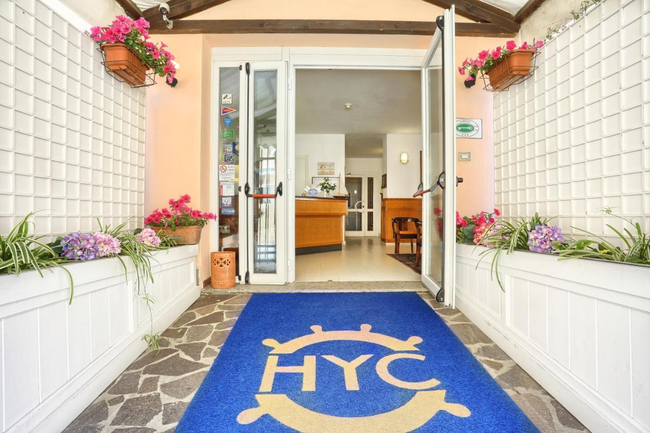Hotel Yacht Club Марчиана-Марина Экстерьер фото