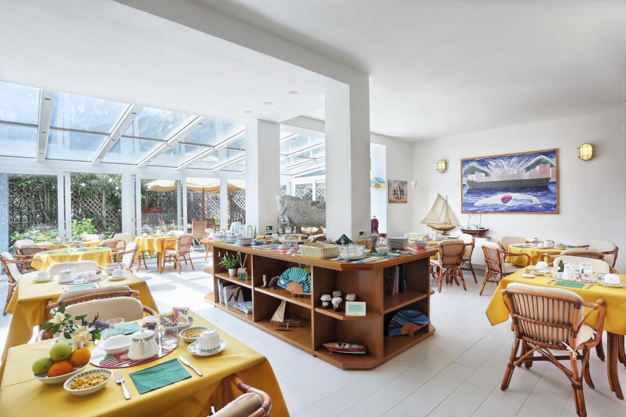 Hotel Yacht Club Марчиана-Марина Экстерьер фото